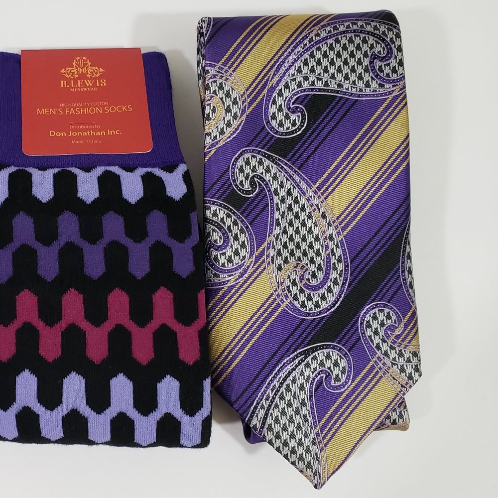 Robert Lewis Purple Necktie Hanky Socks Box 3 Set - Picture 2 of 7